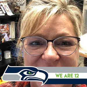 Meet your Posher, Paula